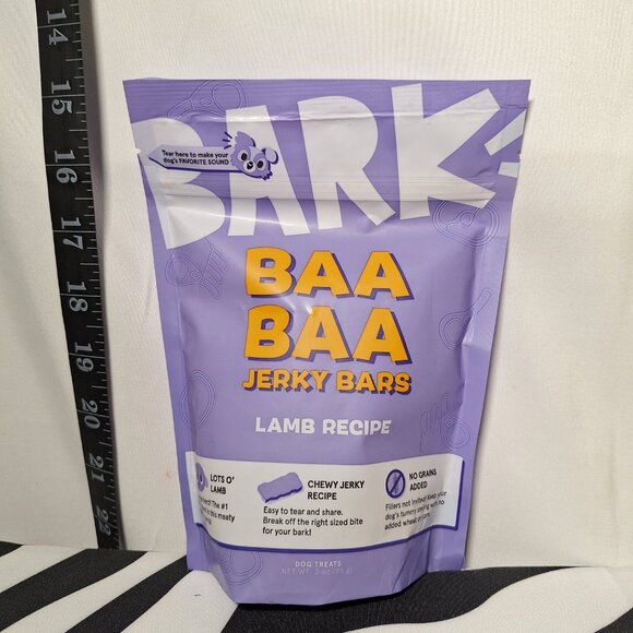 NWT Bark *BarkBOX* SunnySpot Garden theme box with 3 toys and 3 treats - S - Picture 8 of 16